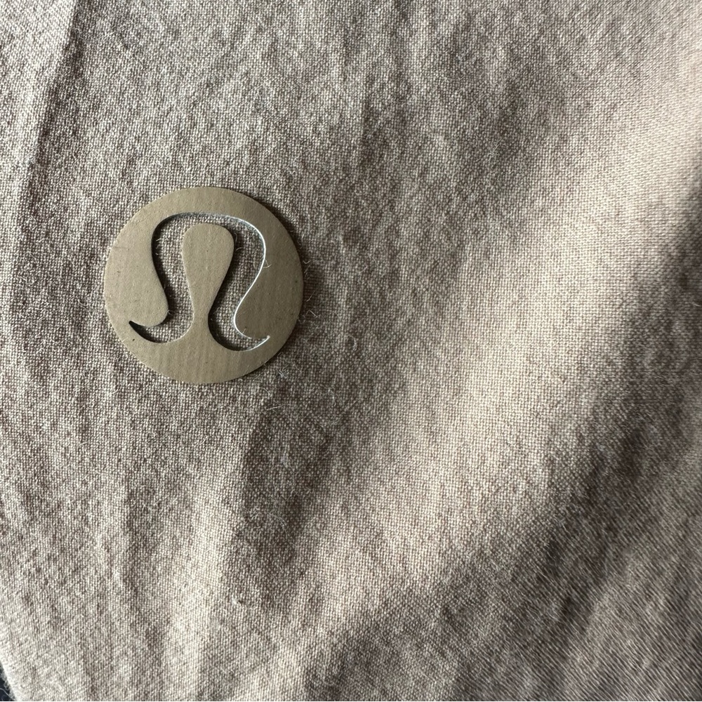 Lululemon women’s jumpsuit - Picture 7 of 16